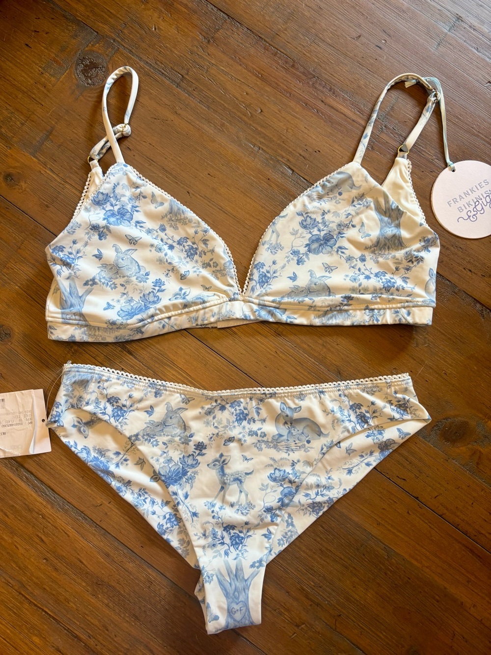 NWT Frankie’s bikinis x Gigi HADID blue toile fawn bikini set